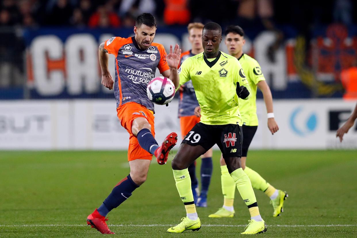 圣埃蒂安队在比赛中突破僵局,斩获三分胜利 圣埃蒂安队在比赛中突破僵局,斩获三分胜利