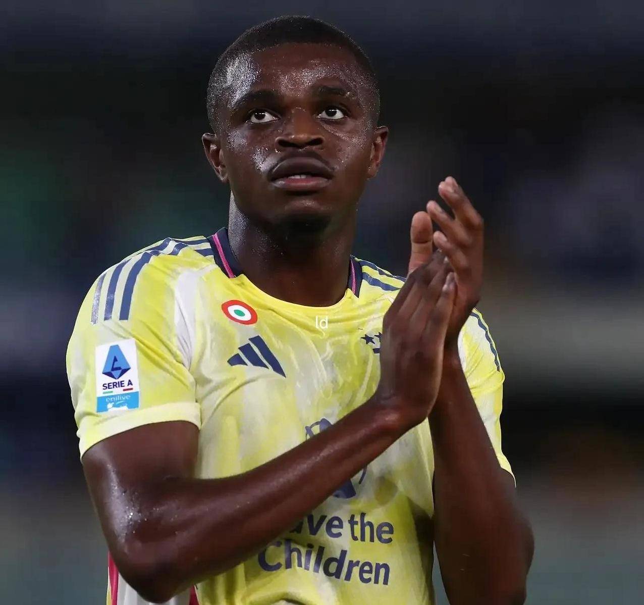 包含尤文图斯领队赞扬年轻球员,展现出色潜力的词条 包含尤文图斯领队赞扬年轻球员,展现出色潜力的词条